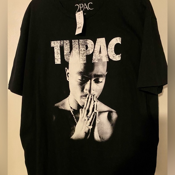 Tupac T-shirt. Brand new with tags. - Picture 2 of 4